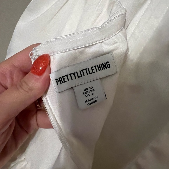 Pretty little thing white dress! Excellent condition! - Picture 4 of 5